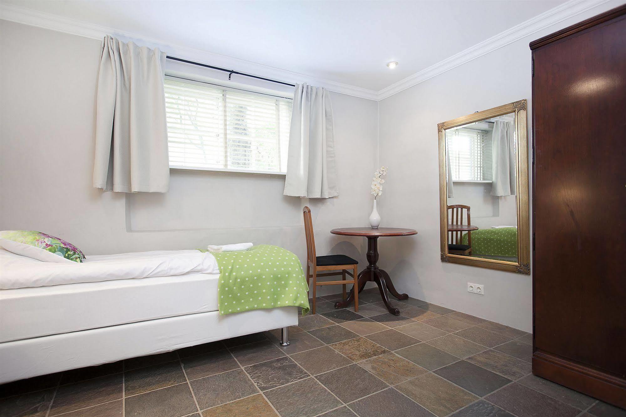 Skolabru Guesthouse Reykjavík Eksteriør bilde