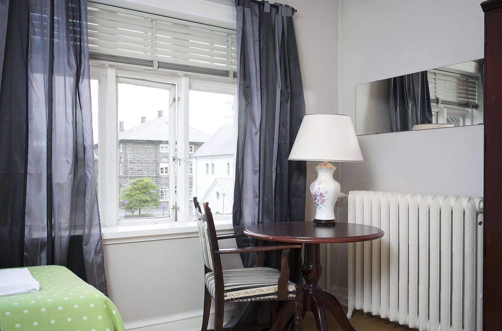 Skolabru Guesthouse Reykjavík Eksteriør bilde